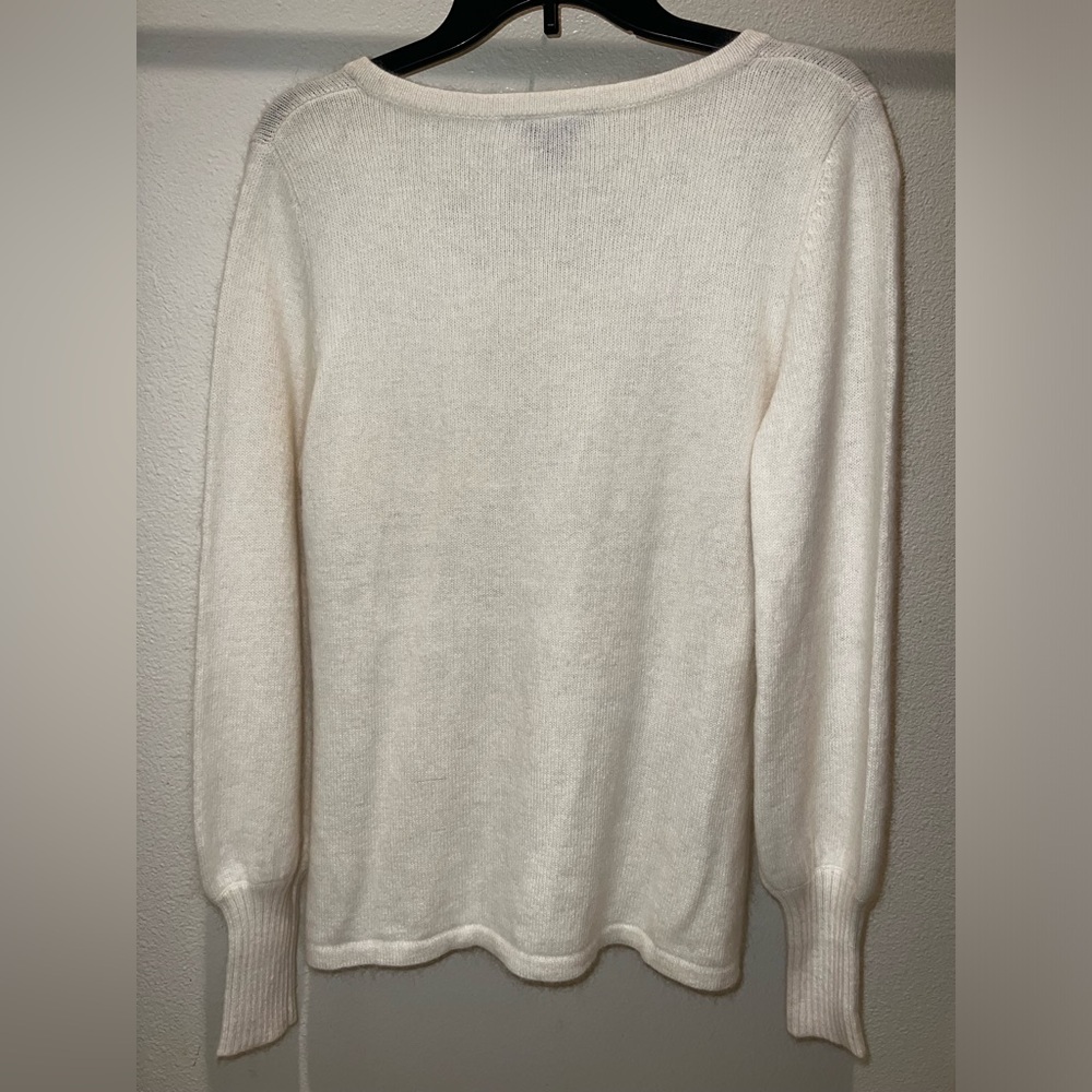 CLEARANCE NWT Boston Proper Women’s Medium White Bedazzled V-Neck Angora Sweater - Picture 6 of 10